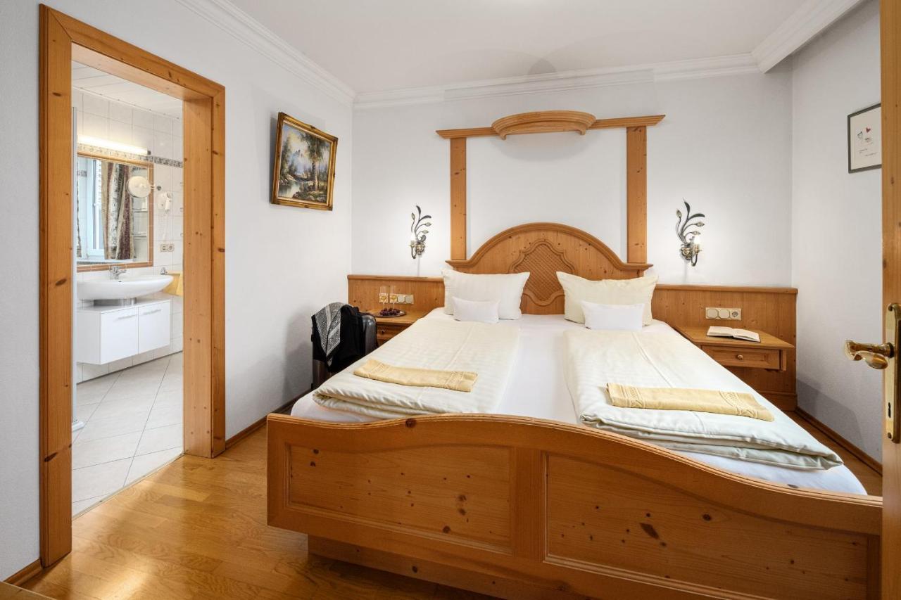 Hotel Preishof Kirchham Eksteriør billede