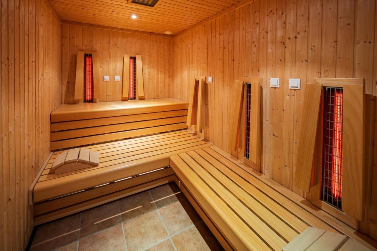 Hotel Preishof Kirchham Eksteriør billede