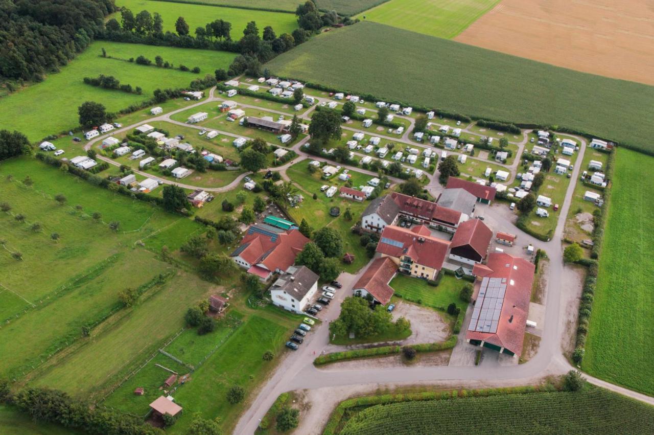 Hotel Preishof Kirchham Eksteriør billede