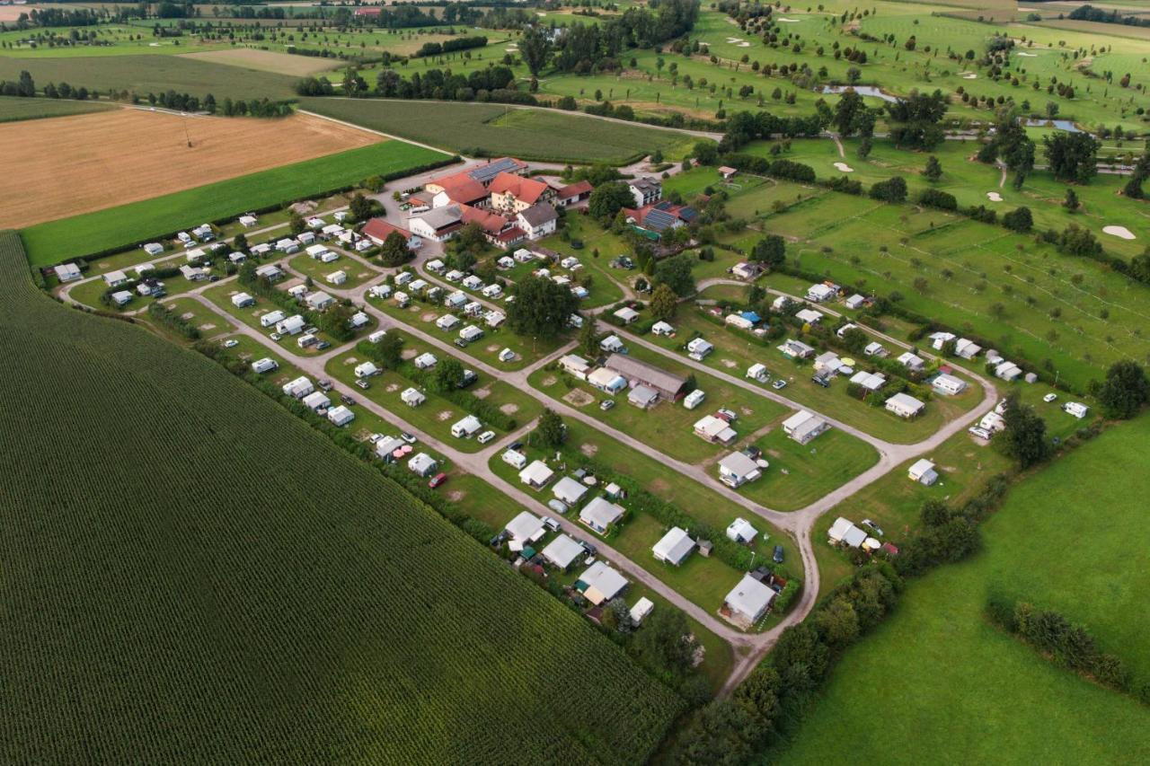 Hotel Preishof Kirchham Eksteriør billede