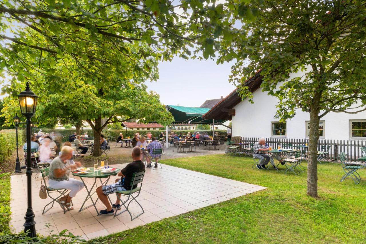 Hotel Preishof Kirchham Eksteriør billede
